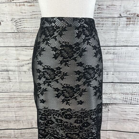 The Limited Skirt size 12 Black Silver Floral Lace Straight Pencil Knee Wedding - Picture 2 of 8